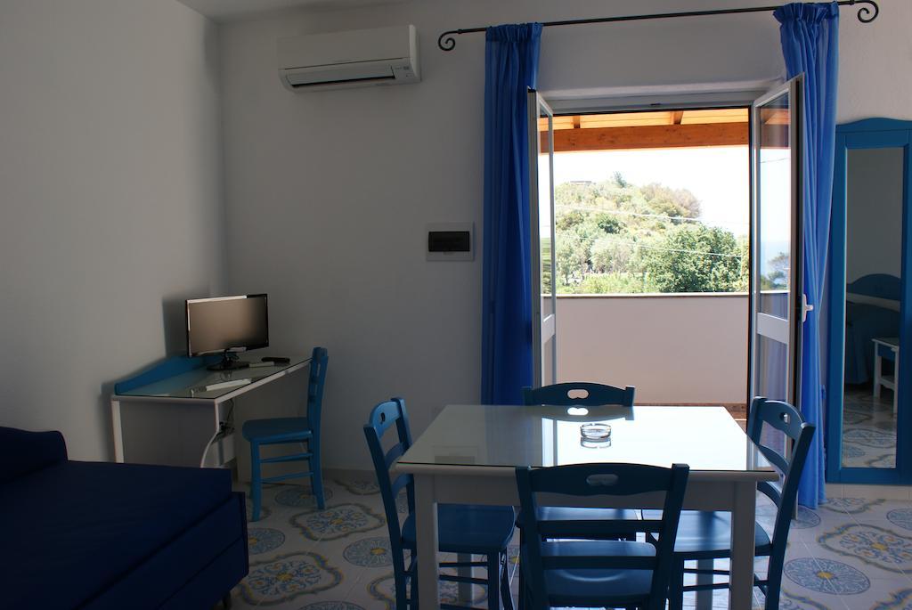 Villa Myremi Forio  Room photo
